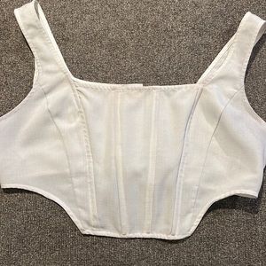 SHEIN 2XL (equates to 1XL) square necked crop top corset style w/ wires in front